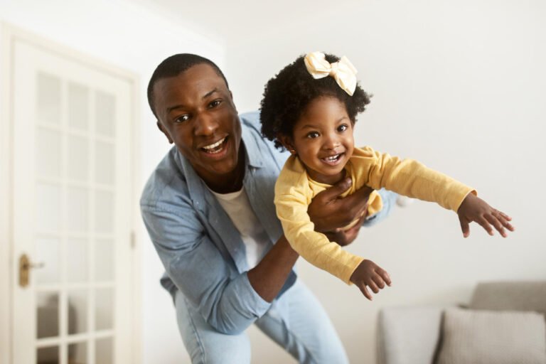 Best Parenting Apps to Make Life Easier for New Moms & Dads