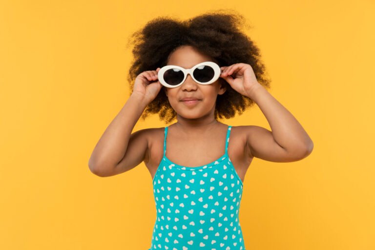 How to Dress Your Baby for Summer Comfort
