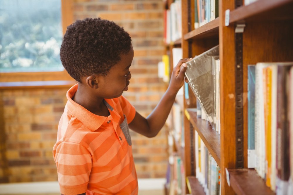How to Introduce Books to Your Baby: Reading Tips